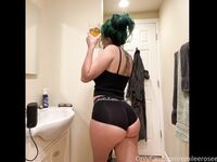 Onlyfans emileerosee xxx photos part 1
