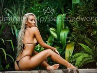 Leaked Becca Edwards xxx photo part 2
