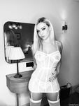 Hannah Martin onlyfans sex gallery pack
