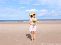 Asian Amy fresh onlyfans porn picture leaks mega pack 
