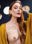 Nude Queen
