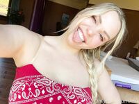 Mia Malkova onlyfans hot porn pictures pack 4