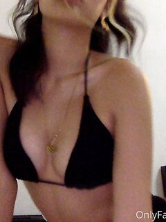Lola Woo onlyfans porn gal leaks