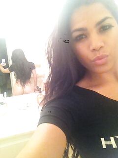 Onlyfans Elizabeth Ruiz nude picture mega pack