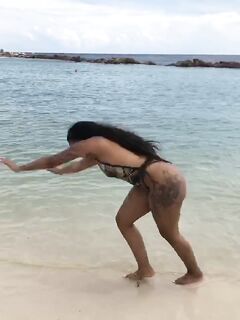 Phuck Pham onlyfans porn gal part 1
