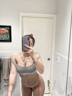 Leaked Lilith Cavaliere nude photo part 4