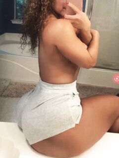 Laura Taylor onlyfans porn picture part 3
