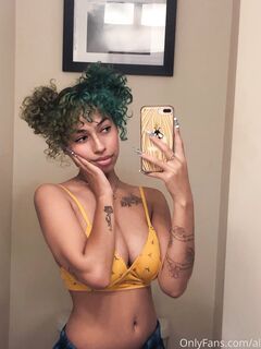 Leaked allien sfw nude galleries pack part 1
