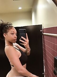 Amydlvga onlyfans nude galleries part 2
