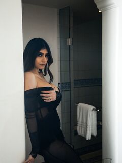 Special onlyfans Mia Khalifa nude gals part 6
