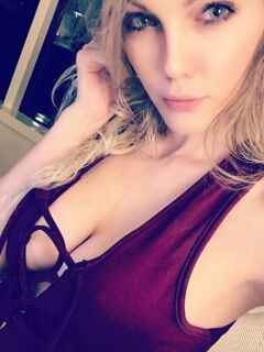 Ora Young onlyfans nude galleries leaks mega pack
