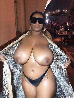 Persephanii fresh onlyfans sex photo leaks part 1

