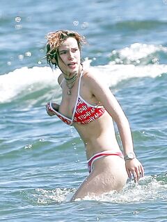 Onlyfans private Bella Thorne nude gallery leaks mega pack 4
