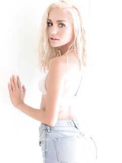 Exclusive onlyfans Naomi Woods sex gal leaks mega pack part 9
