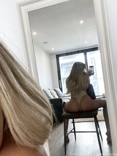 Onlyfans Jizzy Izzy Isabella nude image leaks mega pack part 3