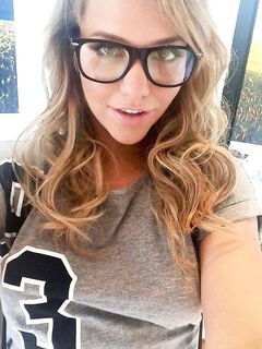 Mia Malkova fresh onlyfans nude pictures part 1
