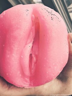 Miley Kinky onlyfans porn picture part 3